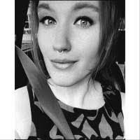 Brianna Hummel's Instagram, Twitter & Facebook