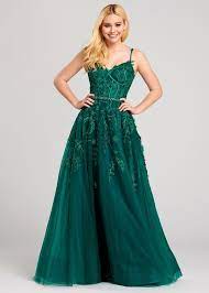 For events in the cooler months, check out the green dresses in soothing shades of pine needle green, teal, olive, and deep emerald. Emerald Green Corset Prom Dress Novocom Top