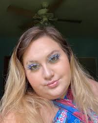 AMBER PUTT- makeup added a new photo.