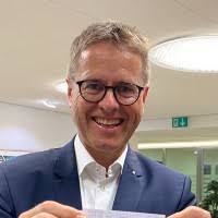 900+ "Hodel" profiles