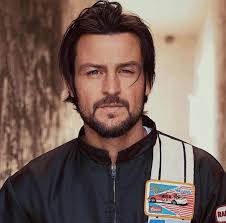 𝗦𝗔𝗬 𝗬𝗘𝗦 𝗜𝗙 𝗬𝗢𝗨 𝗟𝗢𝗩𝗘 Hallmark Channel