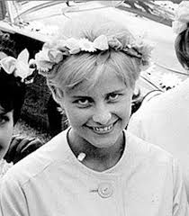 GUNILLA KNUTSSON ( Stockholm November 14, 1940