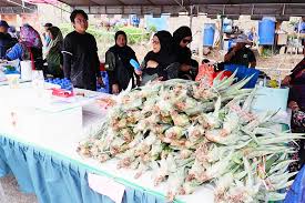 100%(3)100% found this document useful (3 votes). Jom Beriadah Di Taman Rekreasi Bukit Dadap Media Permata Online