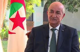 فهاد الفيديو من قصص و نظريات كنهضرو على حرب الرمال بين المغرب و الجزائر ف 1963, شنو سبب هاد الحرب و شنو النتائج. Ø±Ø¦ÙŠØ³ Ø§Ù„Ø¬Ø²Ø§Ø¦Ø± Ø§Ø³ØªØ´Ù‡Ø§Ø¯ 25 Ø¬Ù†Ø¯ÙŠØ§ Ù…Ù† Ø§Ù„Ø¬ÙŠØ´ Ø¨Ø¹Ø¯ Ø¥Ù†Ù‚Ø§Ø°Ù‡Ù… Ø£ÙƒØ«Ø± Ù…Ù† 100 Ù…ÙˆØ§Ø·Ù† ÙÙ‰ Ø­Ø±Ø§Ø¦Ù‚ Ø¨Ø¬Ø§ÙŠØ© ÙˆØªÙŠØ²ÙŠ ÙˆØ²Ùˆ Ø¨ÙˆØ§Ø¨Ø© Ø§Ù„Ø£Ù‡Ø±Ø§Ù…