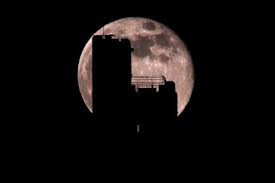 Bien que cette super lune rose du 27 avril 2021 paraisse plus brillante, nous ne serons pas impressionnés par une merveille de lumière rose vif. Super Lune Ouvrez L Oeil Le 27 Avril Elle Sera Toute Rose