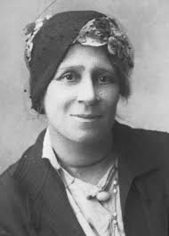 the whole difference is the difference of motive.... & I contend that if  you recognise the motive you should also recogni