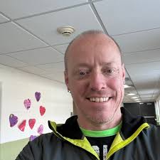 누가 늦게 일어났어? 😈