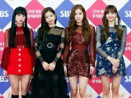 I'm not making any assumptions about this but it is possible. Blackpink On Weverse Day 1 Members First Messages Wrong Notifications And More Pinkvilla