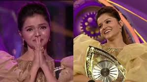 Abhinav shukla , who was recently evicted from bigg boss 14, is now pitching for wife rubina dilaik who is among the top contenders for the winner's trophy. Okr Awmtuiwufm