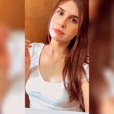 Alison Cardozo (@ali_cardozo_27) • Instagram फोटोहरू र भिडियोहरू