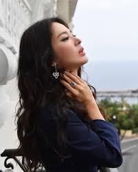 07.10.2021 · chồng cũ của song hye kyo bảnh bao trông thấy từ sau vụ ly hôn. Song Hye Kyo The Epitome Of Grace And Character Rolala Loves