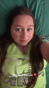 Amanda Teehan's Instagram, Twitter & Facebook