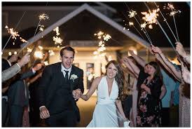 Trinity tree farm is a unique wedding venue located in issaquah, washington. Trinity Tree Farm Wedding Joe Alyssa B Jones Photography Seattle Wedding Photographers Farm Wedding Photos Seattle Wedding Photographer Farm Wedding