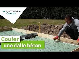 Realiser Une Chape Pour Un Garage Une Terrasse Ou Couler Une Dalle Interieure Demande De Bien S Equiper D Effectuer L En 2020 Couler Dalle Beton Dalle Beton Dalles