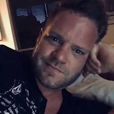 In loving memory of Robert Lett, Jr.