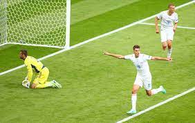 Der vor drei jahren zum besten spieler der wm und in folge auch weltfußballer gekürte modric soll das team weiter. Q5knx Hliavtm