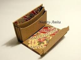 Le Blog De Neatty Cartonnage Un Porte Cartes De Visite Porte Carte De Visite Porte Carte Carte De Visite