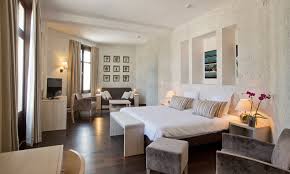 Mobile deals · give the world a shot · mobile exclusive deals Hotel Les Loges Du Parc Spa