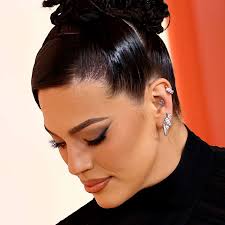 The Complete Guide: Conch Piercings - Impuria Earring & Ear Jewelry –  Impuria Ear Piercing Jewelry