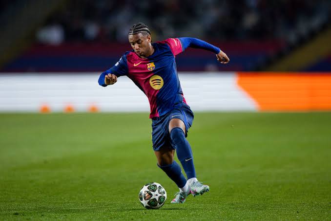 Manchester United mau pinjam Alejandro Balde