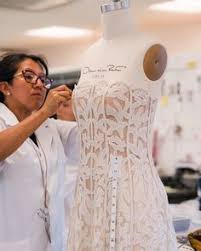 Reporting from inside the house of oscar de la renta, founded by oscar in 1965. 52 Atelier Ideas In 2021 Oscar De La Renta Turtle Neck Dress Wrap Skirt Pants