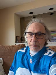 Breaking out my Christmas gift, a new Amon-Ra St. Brown jersey, for  tonight's Lions game