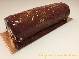 Buche Trois Chocolats Glacage Miroir Au Chocolat Recette De Buche Au Chocolat Recette De Gla Recette Buche Chocolat Recette Glacage Buche De Noel 3 Chocolats