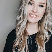 Ashley Rollins (anrollins_)