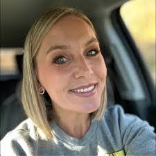 Beverly Spiker's Instagram, Twitter & Facebook