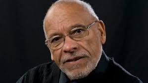 Robert J. Booker: Austin High alum treasures reunions