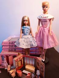 The barbie appears to be another swirl!!! My Barbie Blog Barbie Midge And Skipper Wearing School Days