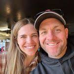 Amy Beardshall's Instagram, Twitter & Facebook