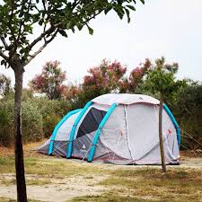 le camping en tente a la brise