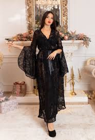 From winter to summer, black robe womens have evolved to fit women's needs when they require it. Exclusive Black Elegant Long Dressing Gown For Women