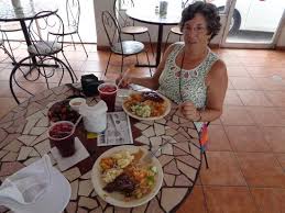Es semi nuevo, tiene cocina, 2 habitaciones, salón y cuarto de baño completo. Yum Picture Of La Cocina De Ana Mazatlan Tripadvisor