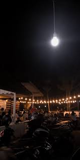 Selamat datang di #jurnalrisabeberapa hari yang lalu, saya bersama dengan tim #jurnalrisa mencoba menelusuri kota kembang pada malam hari. Tag Story Ig Pagicoffee Plg Perjalanan Malam Fotografi Perjalanan Tempat Liburan