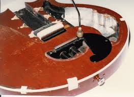 Brian subsequently used it on every queen and solo album that he recorded and at the vast majority of his live performances. Red Special Restoration 1998 Fryer Guitars