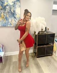 💥 38 kg de cocaïne et 18 kg de crystal meth : une trafiquante de  Terrebonne écoulait sa marchandise depuis sa maison TERREBONNE – Une femme  de 32 ans, Alisa Sarkissian, a