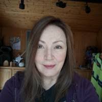 Kami Cline's Instagram, Twitter & Facebook