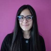 Angie Munson's Instagram, Twitter & Facebook