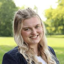 Sonja Paul's Instagram, Twitter & Facebook