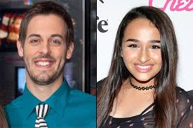 The star of tlc's i am jazz began her transition at the age of five and is now 18 and in her senior. Jazz Jennings Responds To Counting On Star S Transphobic Comment Ew Com