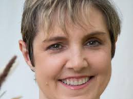 Fundraiser for Mitzi Swift by Felicia Ross : Support Mitzi's Battle Against  Cancer