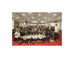 Orang kedinginan pada gambar di atas membutuhkan panas untuk menghangatkan tubuhnya berdasarkan gambar tersebut bagaimana cara orang tersebut memperol. Pin Di Reupload