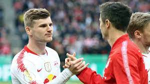 فاز جيرارد مورينو لاعب فياريال بجائزة زارا كأفضل هداف محلي في الدوري الإسباني لموسم 2020\2021. ØªØ±ØªÙŠØ¨ Ù‡Ø¯Ø§ÙÙŠ Ø§Ù„Ø¯ÙˆØ±ÙŠ Ø§Ù„Ø£Ù„Ù…Ø§Ù†ÙŠ ØµØ±Ø§Ø¹ Ø«Ù†Ø§Ø¦ÙŠ Ø¹Ù„Ù‰ Ù„Ù‚Ø¨ Ù‡Ø¯Ø§Ù Ø§Ù„Ø¨ÙˆÙ†Ø¯Ø³Ù„ÙŠØºØ§