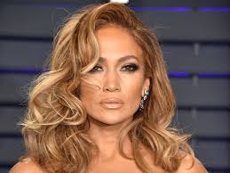 Самые новые твиты от jlo (@jlo): Jennifer Lopez Debuted A Pixie Cut And Of Course She Looks Amazing Glamour