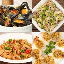 Traditional italian christmas recipes for the eve of the seven fishes featuring recipes for seafood appetizers, soups, risotto, salads, seafood entrees many italians also refer to it as the eve of the seven fishes. Holiday Menu Italian Christmas Eve Dinner Mygourmetconnection