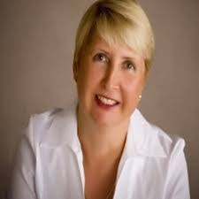 Teri Tingley's Instagram, Twitter & Facebook