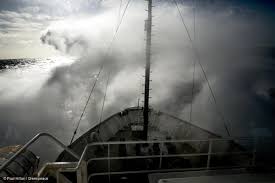 Greenpeace activists intercept and protest against the finnish icebreaker 'nordica' in the baltic sea close to rügen in order to prevent the ship from heading to shell's arctic oil drilling project in the north of alaska.© joerg modrow / greenpeace. Ships Inflatables Vehicles Greenpeace Usa