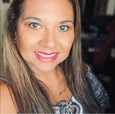 Karla Ponce's Instagram, Twitter & Facebook